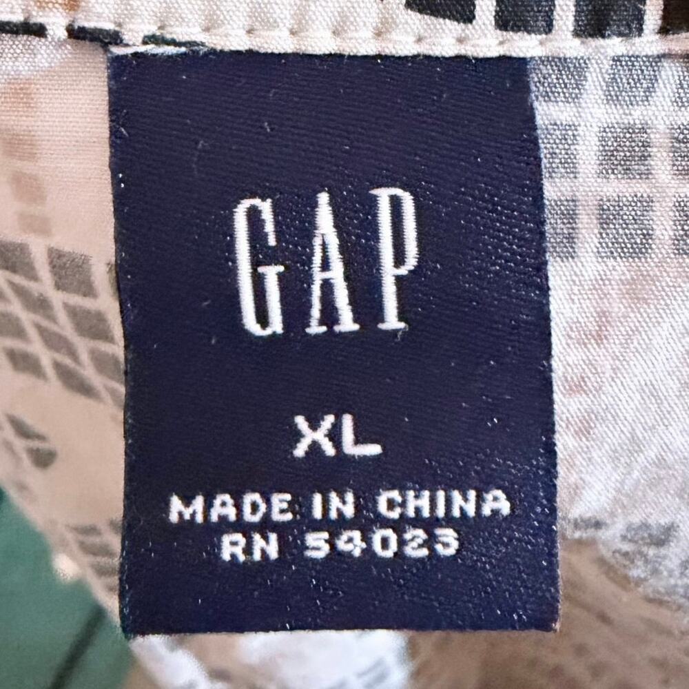 GAP Monochrome Geometric Trench Coat - Picture 3 of 15
